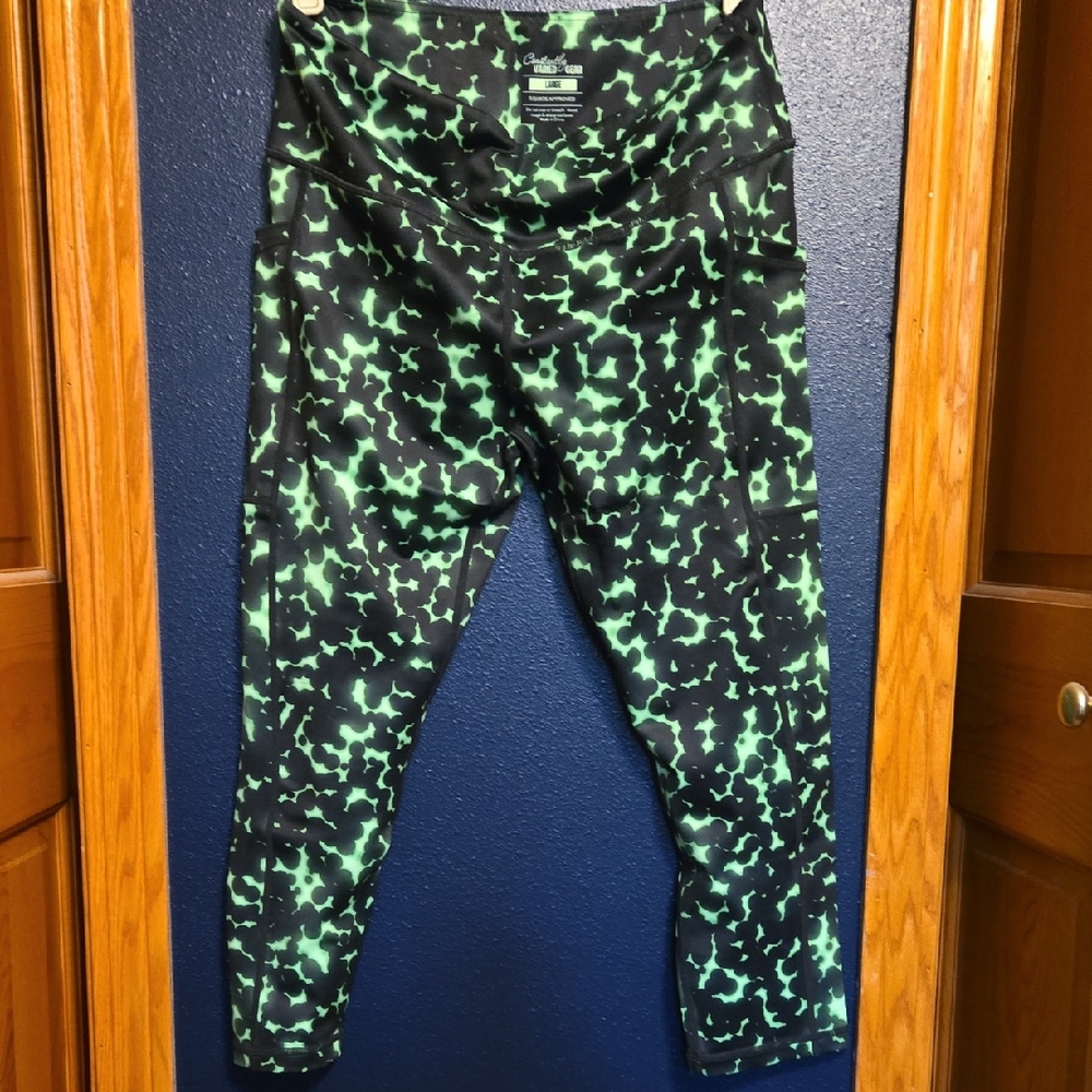 Retired Constantly Varied Gear Black and Green Capris